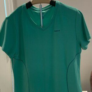 Reebok Play Dry Athletic V-Neck